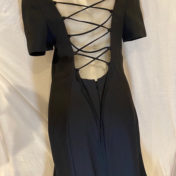 Ladies long black crepe back satin dress vintage - Picture 2 of 9